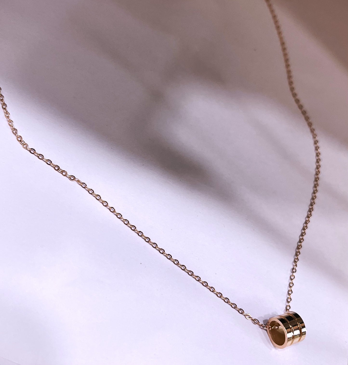 Sleek Silver Necklace in Rose Plating