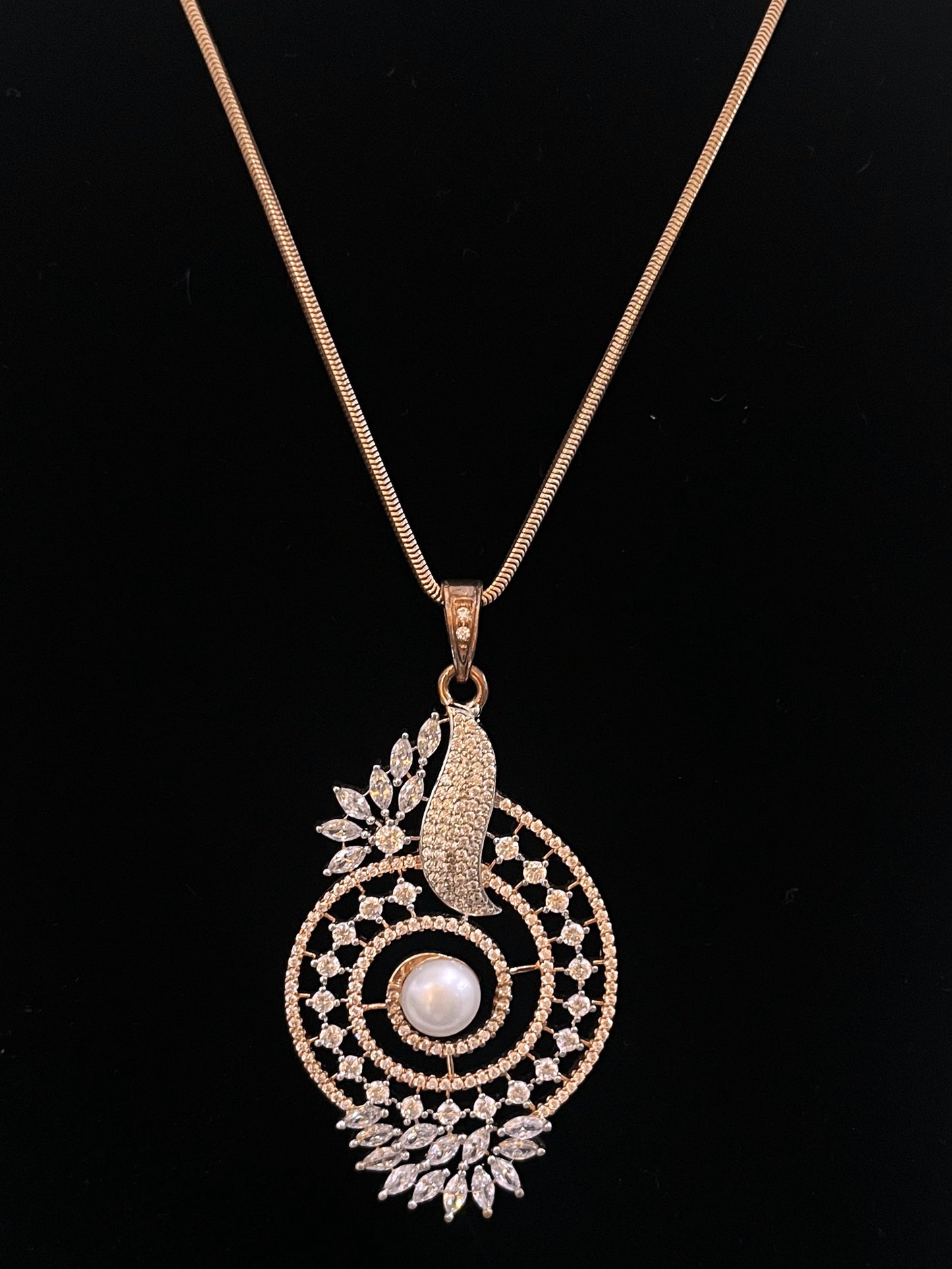 Silver Pendant Set with Chain in Rose Gold Plating