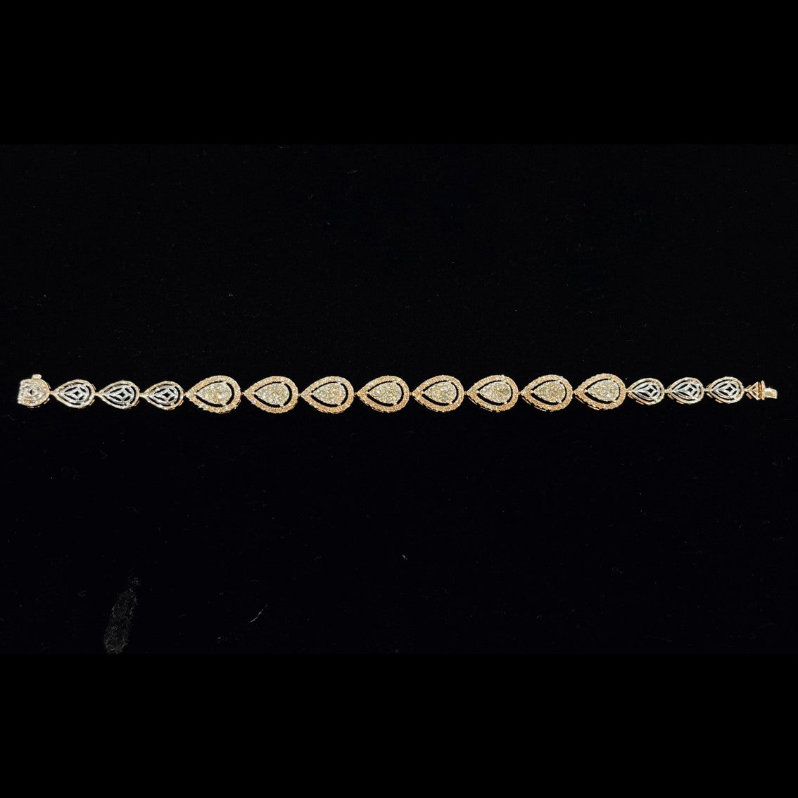 Roshan's Diamond Tennis Bracelet in Rose Gold - Drop shape design