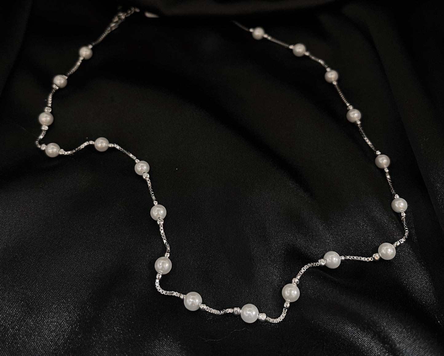 Silver & Pearl Necklace